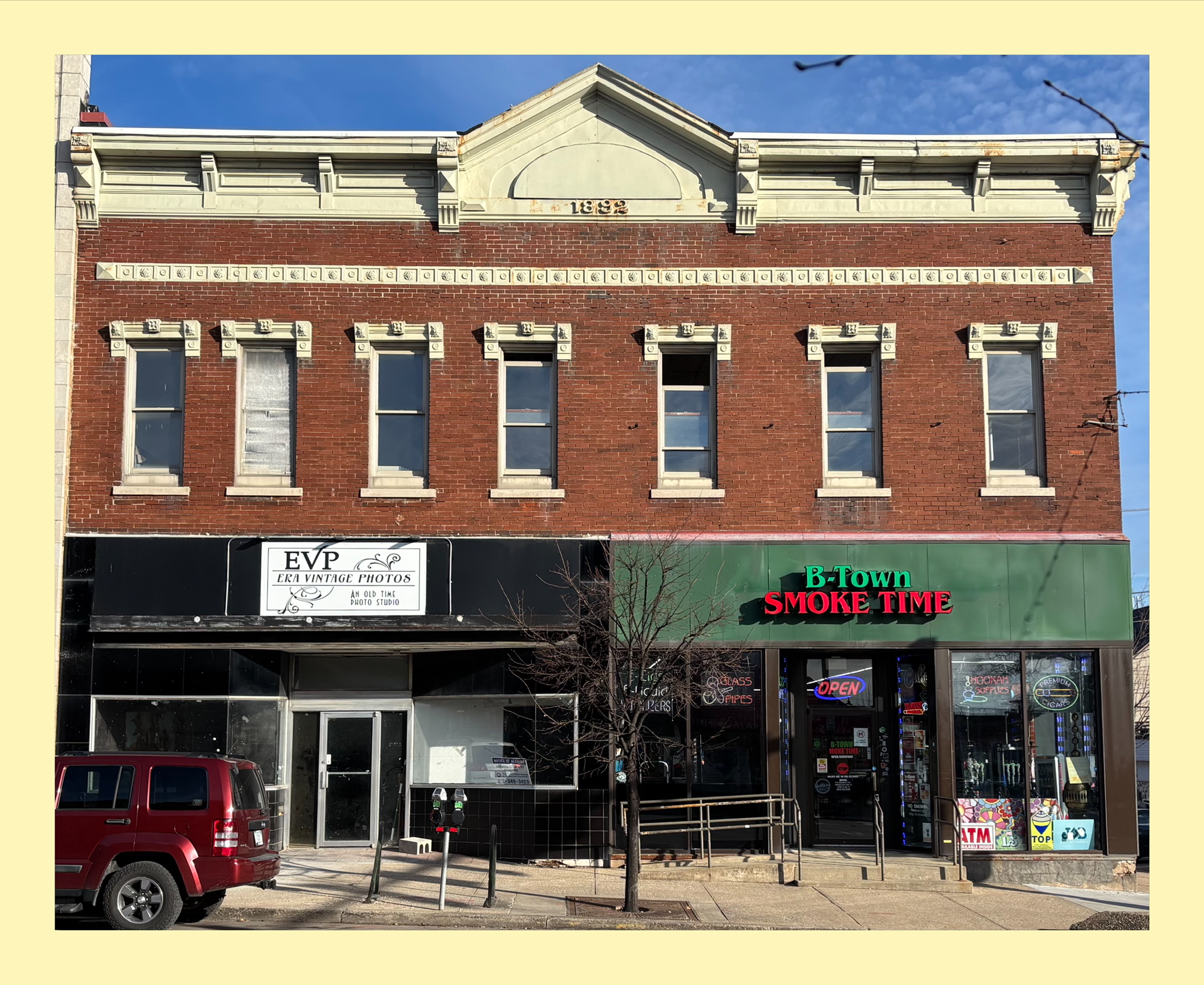 Old Odd Fellows Building; 200-202 North Walnut Street